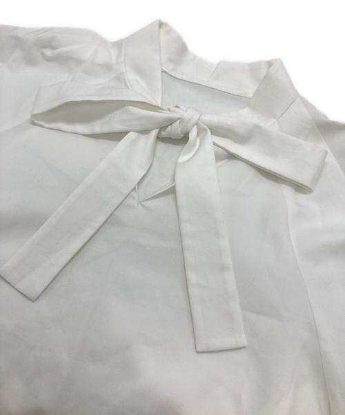ADORE（アドーア）ADORE (アドーア) ボウタイブラウス ホワイト サイズ:38の古着・服飾アイテム