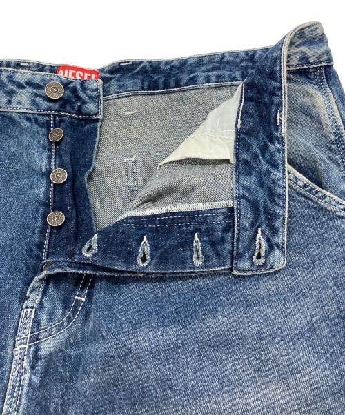 DIESEL（ディーゼル）DIESEL (ディーゼル) Relaxed Jeans ミドルウエスト D-Livery インディゴ サイズ:SIZE W36の古着・服飾アイテム