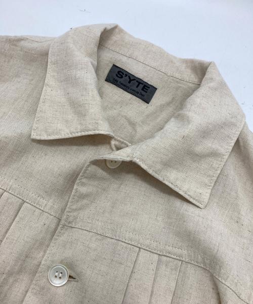 s'yte（サイト）s'yte (サイト) COTTON/LINEN POPLIN PLEATED OVERSIZE SHIRT ベージュ サイズ:3の古着・服飾アイテム