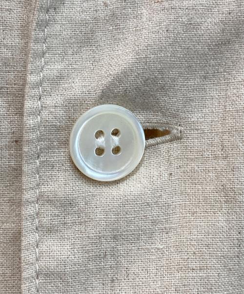 s'yte（サイト）s'yte (サイト) COTTON/LINEN POPLIN PLEATED OVERSIZE SHIRT ベージュ サイズ:3の古着・服飾アイテム
