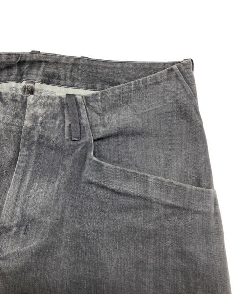 ARC'TERYX VEILANCE（アークテリクスヴェイランス）ARC'TERYX VEILANCE (アークテリクスヴェイランス) CAMBRE PANT グレー サイズ:30の古着・服飾アイテム