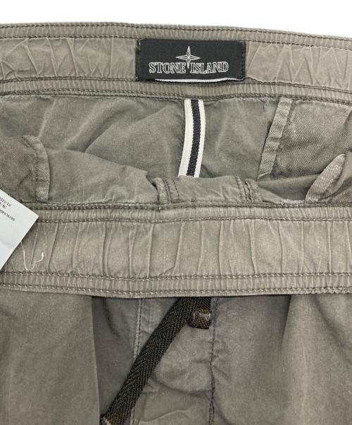 STONE ISLAND SHADOW PROJECT（ストーンアイランド シャドウプロジェクト）STONE ISLAND shadow project (ストーンアイランド シャドウプロジェクト) ハーフパンツ グレー サイズ:50の古着・服飾アイテム