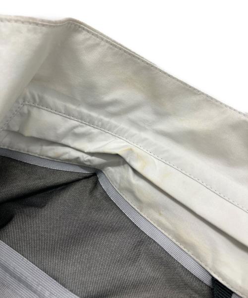 NIKE ACG（ナイキエーシージー）NIKE ACG (ナイキエーシージー) DEPLOY GORETEX JACKET ホワイト サイズ:XSの古着・服飾アイテム