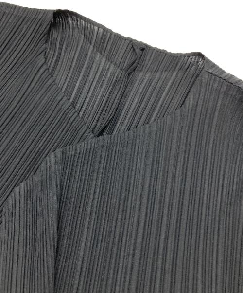 PLEATS PLEASE（プリーツプリーズ）PLEATS PLEASE (プリーツプリーズ) プリーツカーディガン ブラック サイズ:3の古着・服飾アイテム