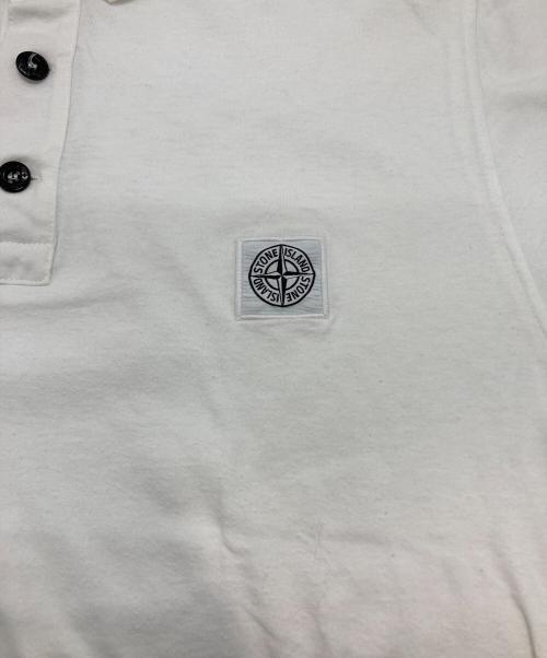 STONE ISLAND（ストーンアイランド）STONE ISLAND (ストーンアイランド) コットンロゴパッチポロシャツ ホワイト サイズ:Lの古着・服飾アイテム