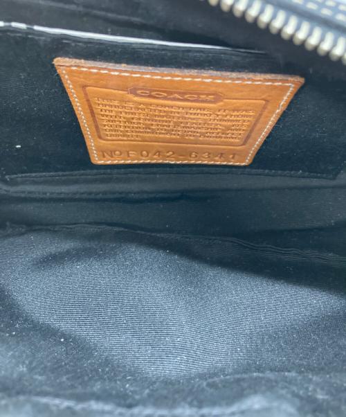 COACH（コーチ）COACH (コーチ) ミニシグネチャーショルダーバッグ ブラックの古着・服飾アイテム