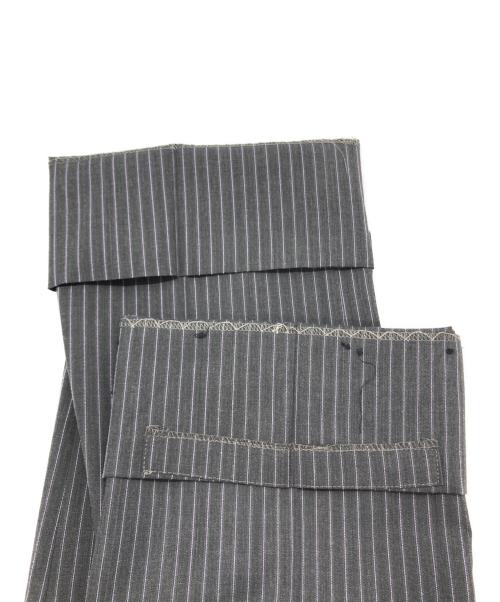 BURBERRY BLACK LABEL（バーバリーブラックレーベル）BURBERRY BLACK LABEL (バーバリーブラックレーベル) 3ピースセットアップスーツ グレー サイズ:38の古着・服飾アイテム
