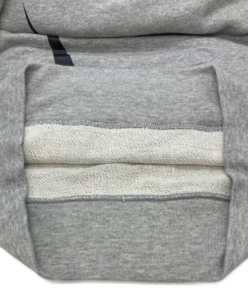 PLAY COMME des GARCONS（プレイコムデギャルソン）PLAY COMME des GARCONS (プレイコムデギャルソン) NIKE (ナイキ) Play Hoodie グレー サイズ:Ⅿの古着・服飾アイテム