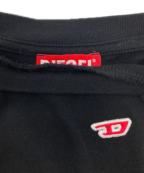 DIESEL（ディーゼル）DIESEL (ディーゼル) T REG NEW D FOIL T-SHIRT ブラック サイズ:Sの古着・服飾アイテム