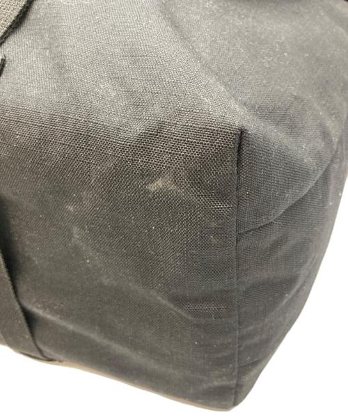 CarHartt（カーハート）CarHartt (カーハート) カーゴメッセンジャーバッグ ブラック サイズ:-の古着・服飾アイテム