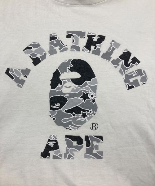 A BATHING APE（アベイシングエイプ）A BATHING APE (アベイシングエイプ) プリントTシャツ ホワイト サイズ:Ⅿの古着・服飾アイテム