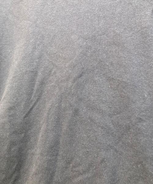 PLAY COMME des GARCONS（プレイコムデギャルソン）PLAY COMME des GARCONS (プレイコムデギャルソン) T-Shirt With Gold Emblem ネイビー サイズ:Ⅿの古着・服飾アイテム