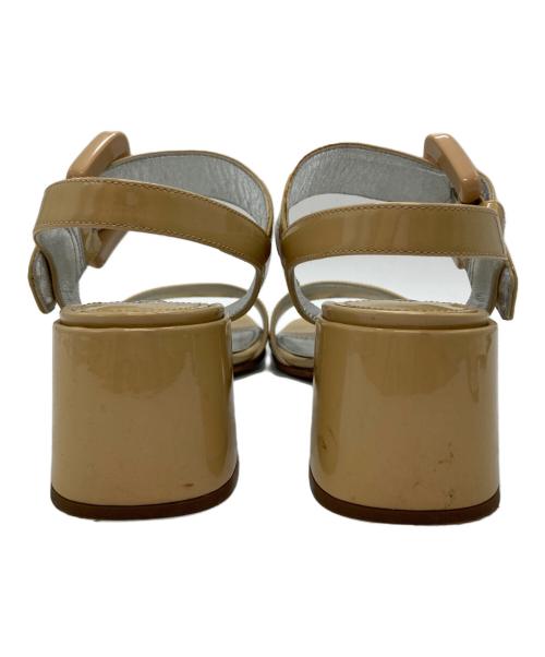 PRADA（プラダ）PRADA (プラダ) ヒールパンプス ベージュ サイズ:SIZE 36の古着・服飾アイテム