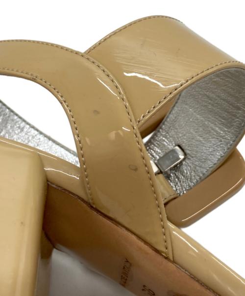 PRADA（プラダ）PRADA (プラダ) ヒールパンプス ベージュ サイズ:SIZE 36の古着・服飾アイテム