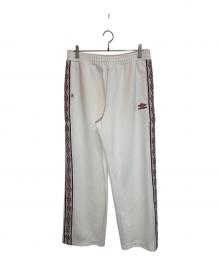 UMBRO（アンブロ）の古着「HBL OG TRACKPANTS」｜ベージュ