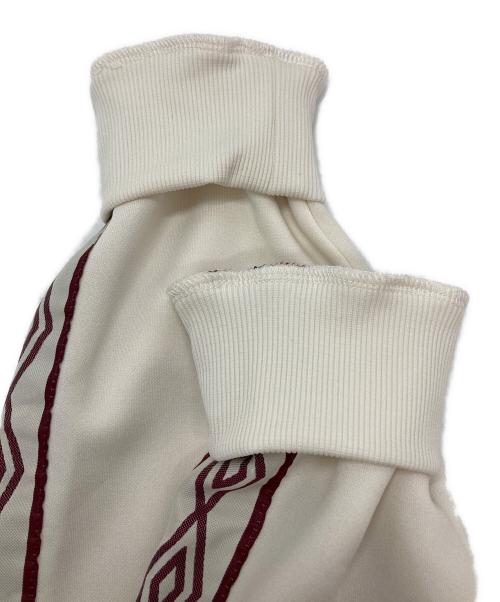 UMBRO（アンブロ）UMBRO (アンブロ) HBL OG STAND-NECK TRACKJACKET ベージュ サイズ:SIZE 105の古着・服飾アイテム
