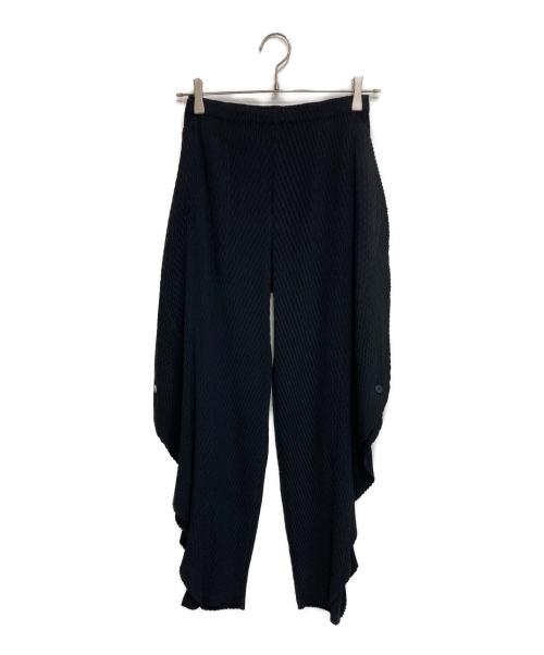 ISSEY MIYAKE（イッセイミヤケ）ISSEY MIYAKE (イッセイミヤケ) ウェーブデザインプリーツパンツ ブラック サイズ:SIZE 2の古着・服飾アイテム