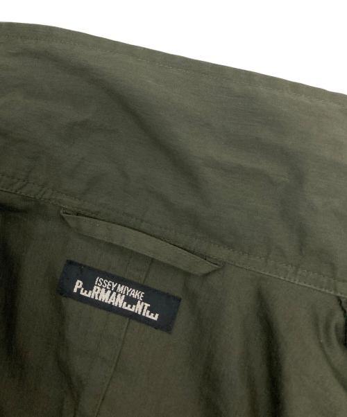 ISSEY MIYAKE PERMANENTE（イッセイミヤケ ペルマネンテ）ISSEY MIYAKE PERMANENTE (イッセイミヤケ ペルマネンテ) イカコート カーキ サイズ:Ⅿの古着・服飾アイテム
