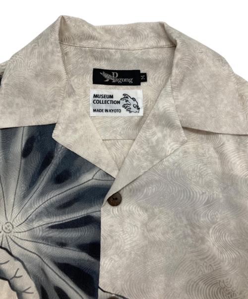 Pagong（パゴン）pagong (パゴン) 京友禅アロハシャツ グレー×ベージュ サイズ:Ⅿの古着・服飾アイテム