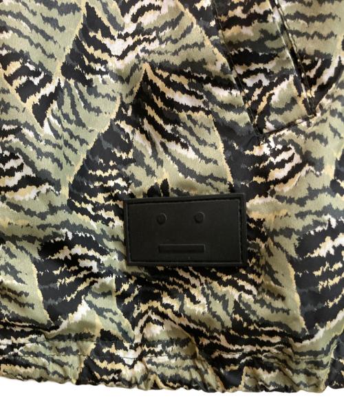 Acne studios（アクネ ストゥディオズ）ACNE STUDIOS (アクネ ストゥディオズ) 総柄コーチジャケット グリーン サイズ:48の古着・服飾アイテム