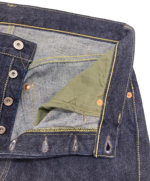 freewheelers（フリーホイーラーズ）FREEWHEELERS (フリーホイーラーズ) 1945 5POCKET JEANS IN THE SECOND HALF OF 1945 WORLD WWII MODEL インディゴ サイズ:SIZE W33×L32の古着・服飾アイテム