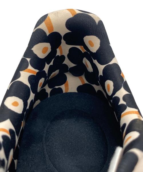 marimekko（マリメッコ）marimekko (マリメッコ) adidas (アディダス) ローカットスニーカー ベージュ サイズ:22.5の古着・服飾アイテム