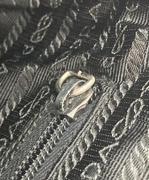 PRADA（プラダ）PRADA (プラダ) トライアングルロゴナイロンハンドバッグ ブラック サイズ:-の古着・服飾アイテム