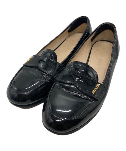 PRADA（プラダ）PRADA (プラダ) ロゴエナメルローファー ブラック サイズ:36の古着・服飾アイテム