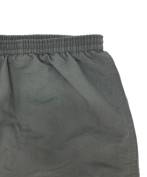 Patagonia（パタゴニア）Patagonia (パタゴニア) メンズ・バギーズ・ショーツ 5インチ グレー サイズ:SIZE Mの古着・服飾アイテム
