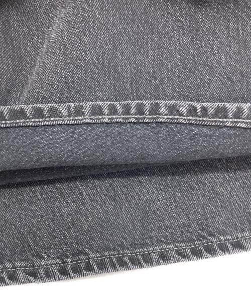 Acne studios（アクネ ストゥディオズ）Acne studios (アクネ ストゥディオズ) レギュラーフィットジーンズ グレー サイズ:SIZE W24 L30の古着・服飾アイテム