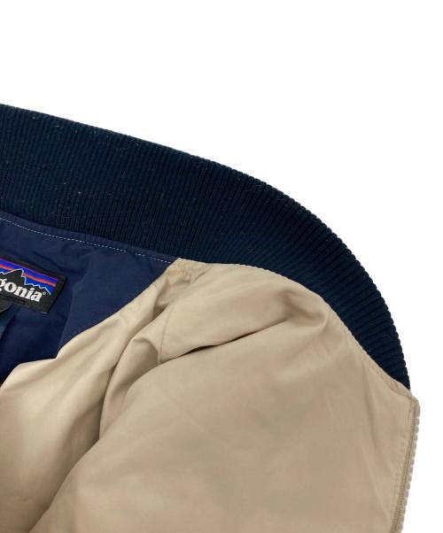 Patagonia（パタゴニア）Patagonia (パタゴニア) M's Retro-X Bomber Jacket ベージュ×ネイビー サイズ:XSの古着・服飾アイテム