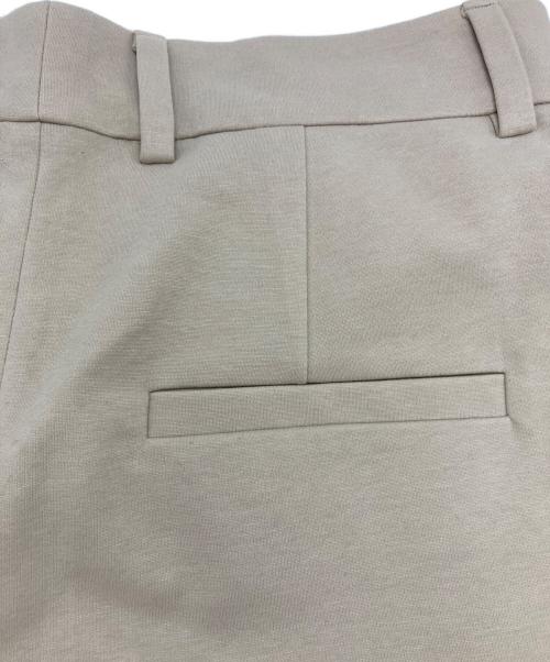 BRUNELLO CUCINELLI（ブルネロクチネリ）BRUNELLO CUCINELLI (ブルネロクチネリ) ツータックイージーパンツ ベージュ サイズ:SIZE 42の古着・服飾アイテム