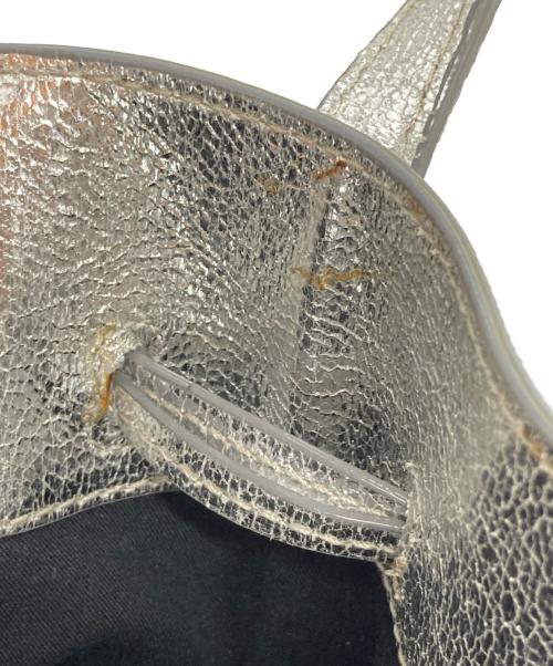 JIMMY CHOO（ジミーチュウ）JIMMY CHOO (ジミーチュウ) メタリック巾着トートバッグ サイズ:-の古着・服飾アイテム