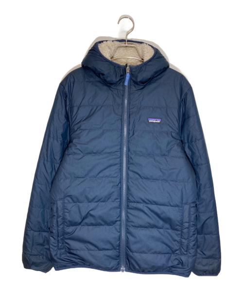 Patagonia（パタゴニア）Patagonia (パタゴニア) キッズ・リバーシブル・レディ・フレディ・フーディ ベージュ×ネイビー サイズ:Lの古着・服飾アイテム