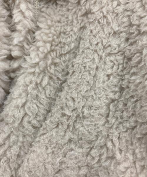 Patagonia（パタゴニア）Patagonia (パタゴニア) キッズ・リバーシブル・レディ・フレディ・フーディ ベージュ×ネイビー サイズ:Lの古着・服飾アイテム
