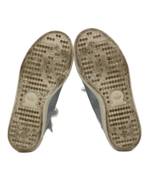 adidas（アディダス）adidas (アディダス) スニーカー シルバー サイズ:23.5の古着・服飾アイテム