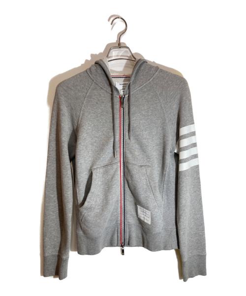Thom Browne（トムブラウン）Thom Browne (トムブラウン) 4BARジップパーカー グレー サイズ:Lの古着・服飾アイテム