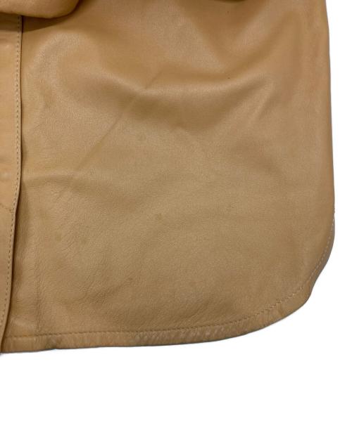 BOTTEGA VENETA（ボッテガベネタ）BOTTEGA VENETA (ボッテガベネタ) シープレザージャケット ベージュ サイズ:44の古着・服飾アイテム