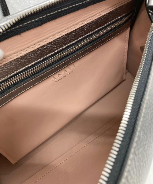 ANAYI（アナイ）ANAYI (アナイ) メタリックショルダーバッグ シルバー サイズ:-の古着・服飾アイテム