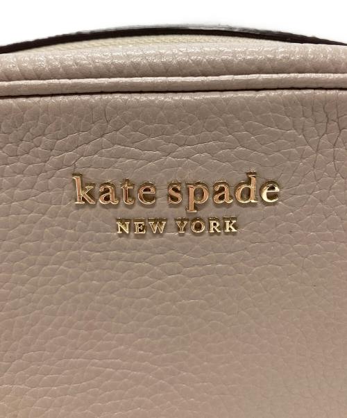 Kate Spade（ケイトスペード）Kate Spade (ケイトスペード) ミディアムカメラバッグ ベージュ サイズ:-の古着・服飾アイテム