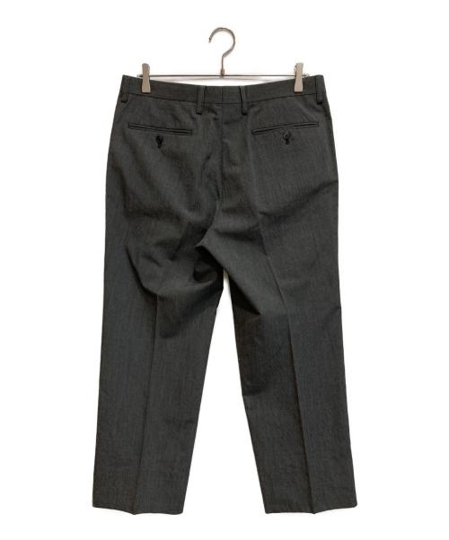 ISSEY MIYAKE（イッセイミヤケ）ISSEY MIYAKE (イッセイミヤケ) ストライプセットアップ グレー サイズ:SIZE ジャケット 2 パンツ 4の古着・服飾アイテム