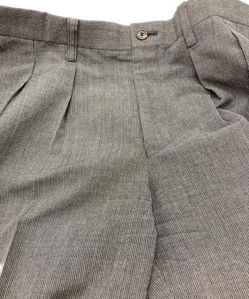 ISSEY MIYAKE（イッセイミヤケ）ISSEY MIYAKE (イッセイミヤケ) ストライプセットアップ グレー サイズ:SIZE ジャケット 2 パンツ 4の古着・服飾アイテム