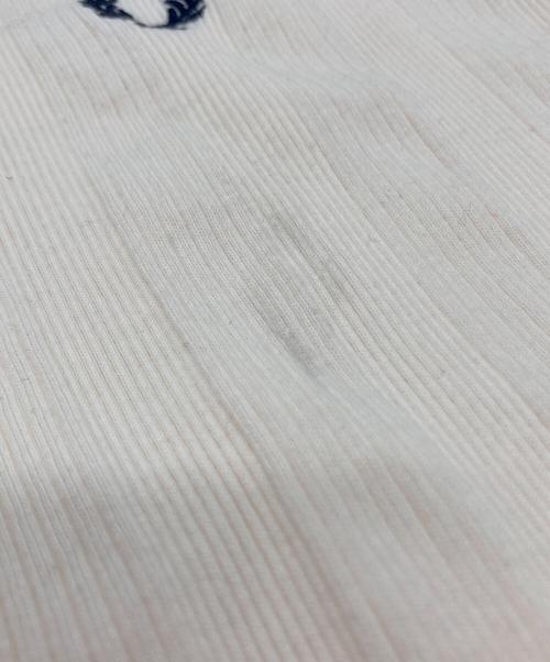 FRED PERRY（フレッドペリー）FRED PERRY (フレッドペリー) リンガーTシャツ アイボリー サイズ:SIZE UK8の古着・服飾アイテム