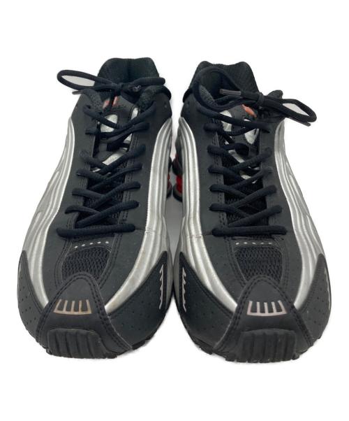 NIKE（ナイキ）NIKE (ナイキ) SHOX R4 シルバー×ブラック サイズ:SIZE 27.5cmの古着・服飾アイテム