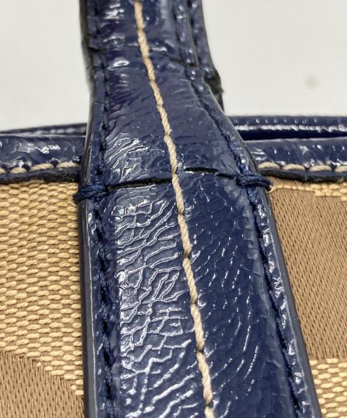 COACH（コーチ）COACH (コーチ) 2WAYシグネチャーショルダーバッグ ベージュ×ネイビーの古着・服飾アイテム