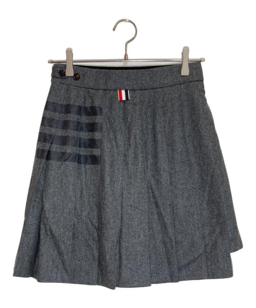 Thom Browne（トムブラウン）Thom Browne (トムブラウン) フランネル4-BARプリーツミニスカート グレー サイズ:36の古着・服飾アイテム