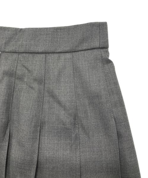 Thom Browne（トムブラウン）Thom Browne (トムブラウン) ツイル ひざ下 プリーツスカート グレー サイズ:SIZE 38の古着・服飾アイテム