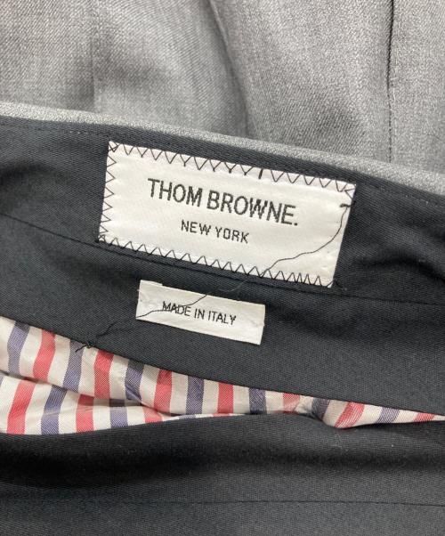 Thom Browne（トムブラウン）Thom Browne (トムブラウン) ツイル ひざ下 プリーツスカート グレー サイズ:SIZE 38の古着・服飾アイテム