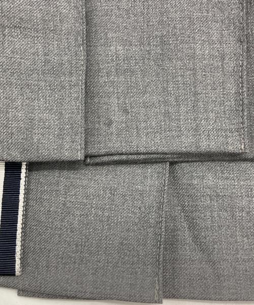 Thom Browne（トムブラウン）Thom Browne (トムブラウン) ツイル ひざ下 プリーツスカート グレー サイズ:SIZE 38の古着・服飾アイテム