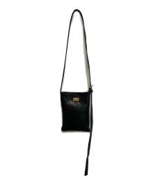 HENDER SCHEME（エンダースキーマ）の古着「twist buckle bag XS」｜ブラック